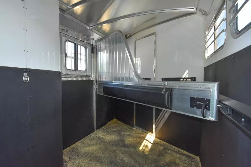used Horse Trailers 4-Star Trailers  for sale, in Elk Mound, WI Thumbnail 7