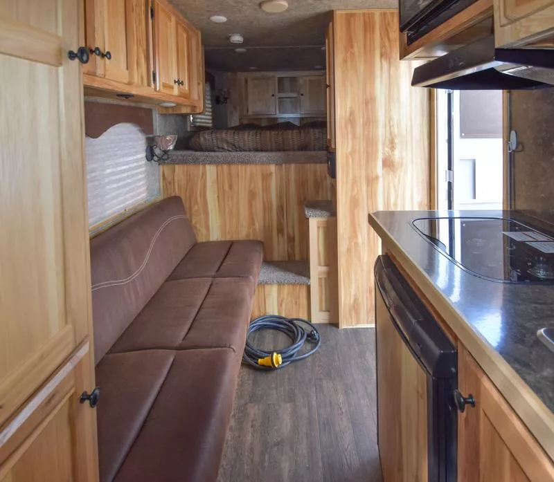 used Horse Trailers Lakota  for sale, in Elk Mound, WI Thumbnail 5