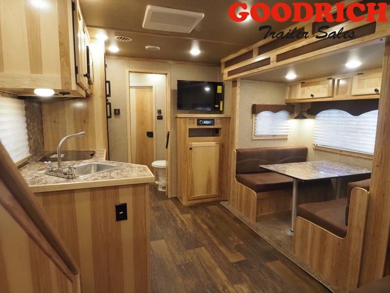 2023 Lakota CHARGER 8313SR W/SLIDE Horse Trailer 2023 Lakota CHARGER 8313SR W/SLIDE Horse Trailer
