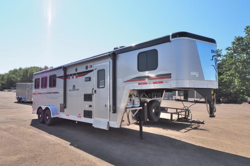 2023 Bison Trailers SILVERADO SV7308 Horse Trailer 2023 Bison Trailers SILVERADO SV7308 Horse Trailer