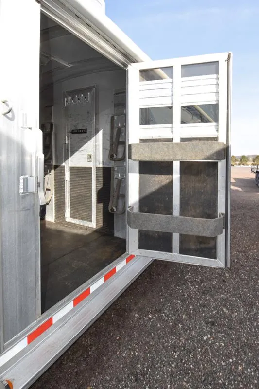 used Horse Trailers C and C Trailers  for sale, in Elk Mound, WI Thumbnail 10