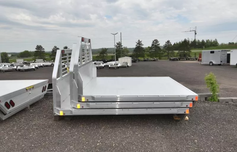 2026 Aluma TBX 81087 Flat Decks