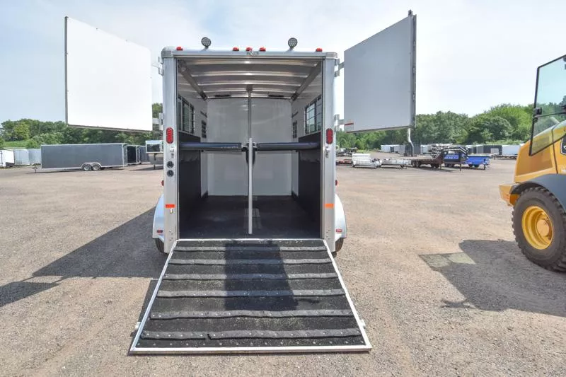 used Horse Trailers Sundowner Trailers  for sale, in Elk Mound, WI Thumbnail 8