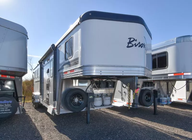2025 Bison Trailers SILVERADO 7308 Horse Trailer