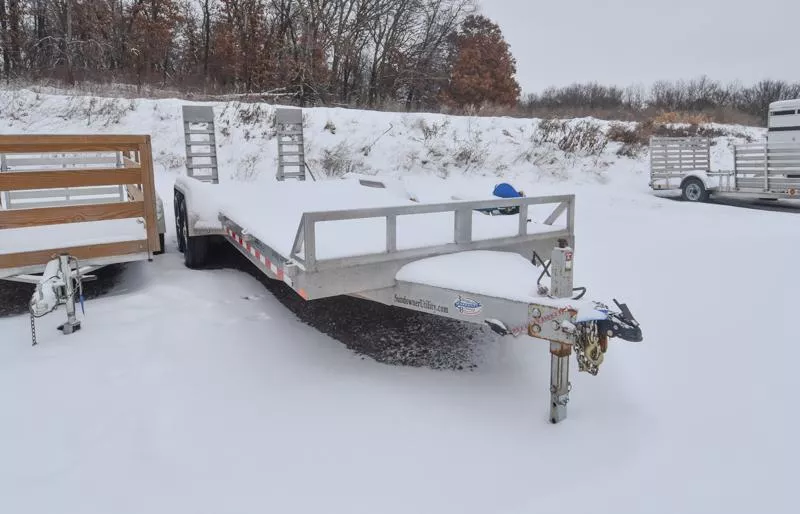 used Equipment / Flatbed Trailers Sundowner Trailers  for sale, in Elk Mound, WI Thumbnail 2