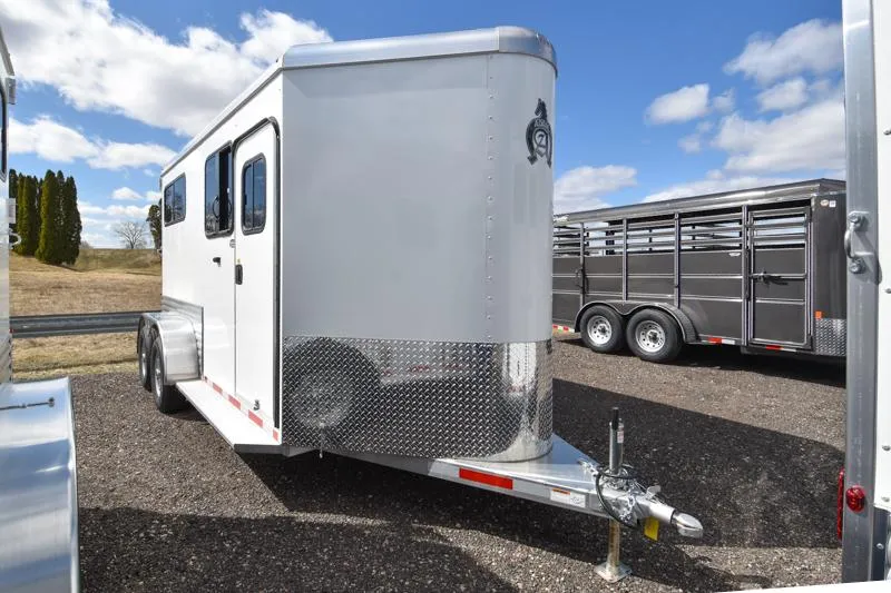 2026 Adam JULITE STRAIGHT WALK THRU W/MANGERS STEP IN Horse Trailer