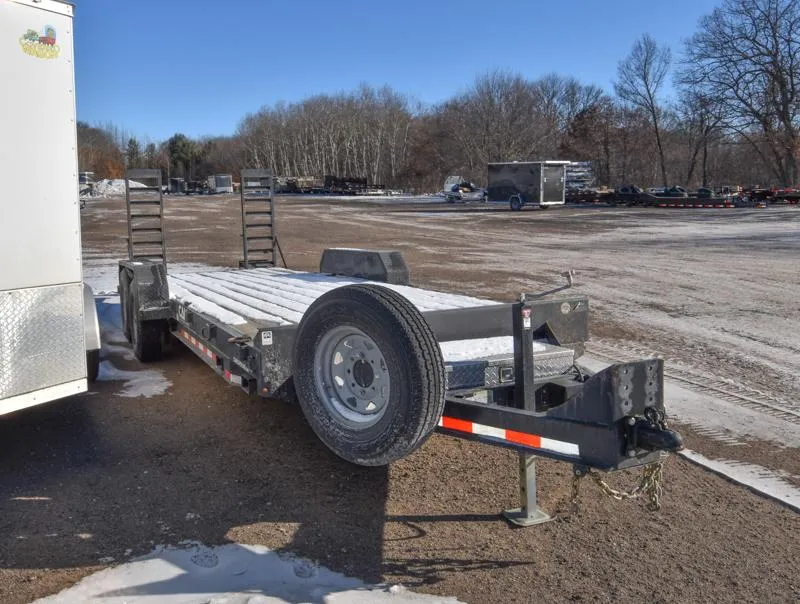 used Equipment / Flatbed Trailers Novae Corp  for sale, in Elk Mound, WI Thumbnail 2