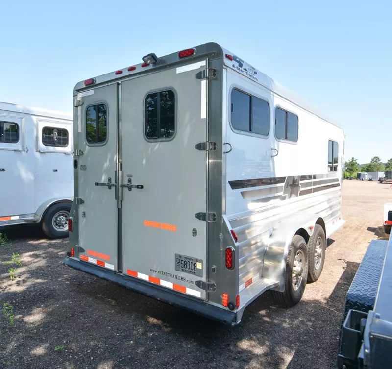 used Horse Trailers 4-Star Trailers  for sale, in Elk Mound, WI Thumbnail 2