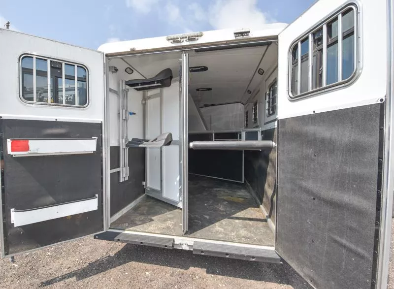 used Horse Trailers Shadow Trailers  for sale, in Elk Mound, WI Thumbnail 12