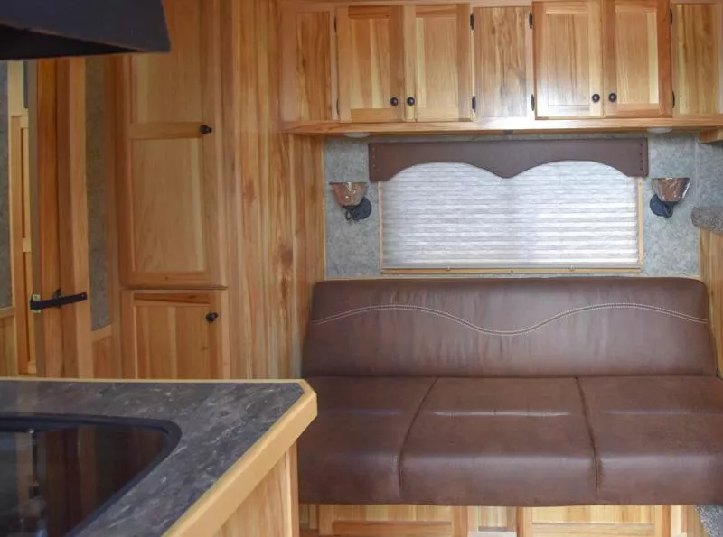used Horse Trailers Lakota  for sale, in Elk Mound, WI Thumbnail 7