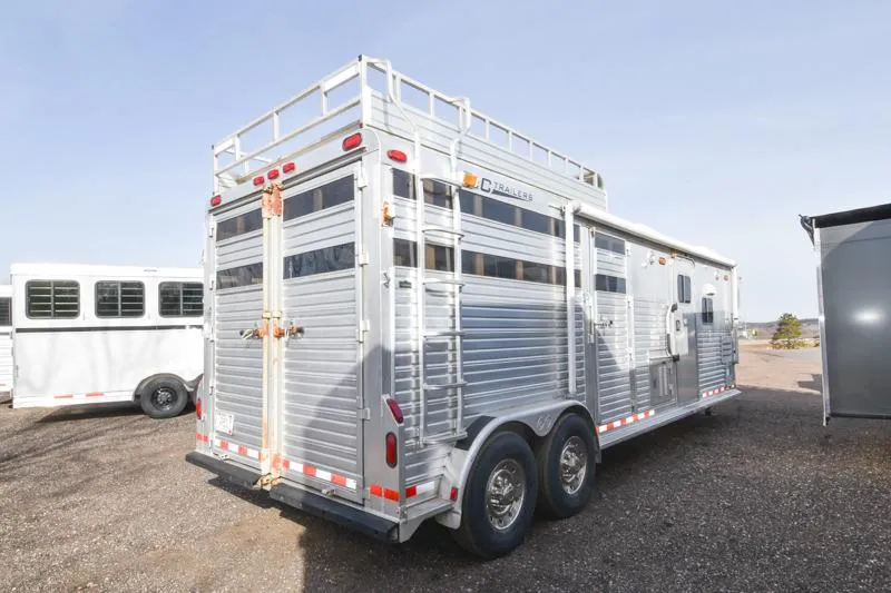 used Horse Trailers C and C Trailers  for sale, in Elk Mound, WI Thumbnail 19
