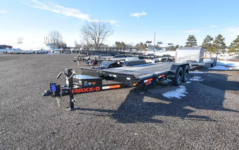 2025 MAXX-D G6X 83X16'+4' STATIONARY GRAVITY TILT Equipment Trailer