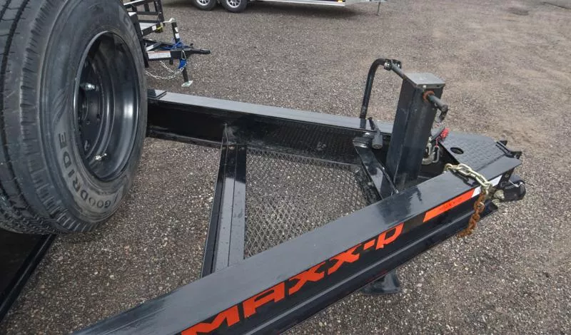 used Equipment / Flatbed Trailers MAXX-D  for sale, in Elk Mound, WI Thumbnail 4