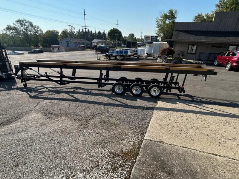used Other Trailers Hoosier Trailers  for sale, in Middlebury, IN Thumbnail 6