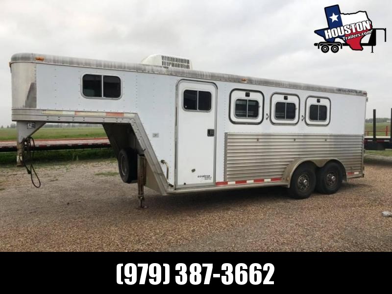 2000 Featherlite 3h Slant GN Horse Trailer 2000 Featherlite 3h Slant GN Horse Trailer