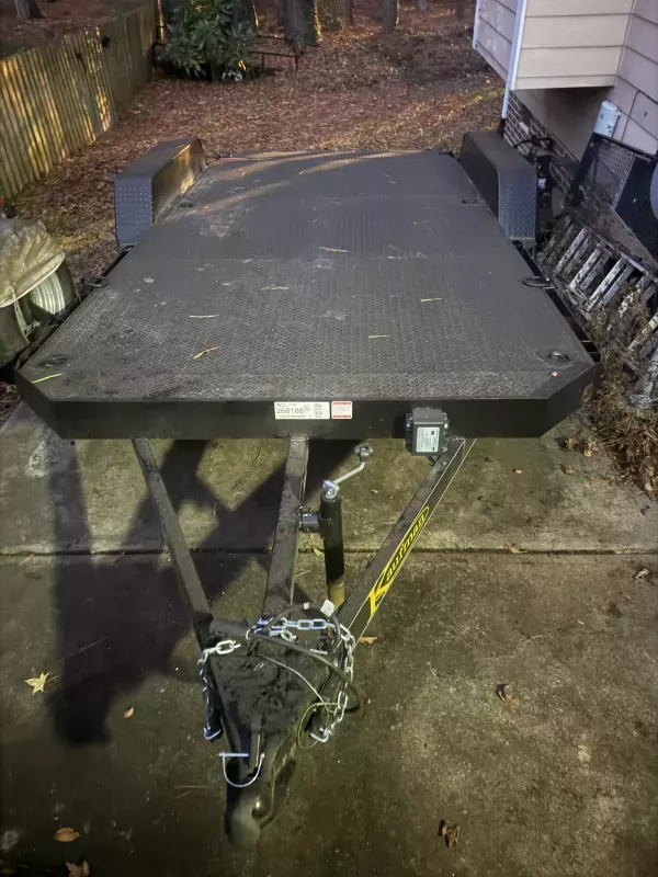 2023 Kaufman Trailers Kaufman Deluxe 7000 GVWR Car Trailer – Diamond Floor – 17 ft Equipment / Flatbed Trailers