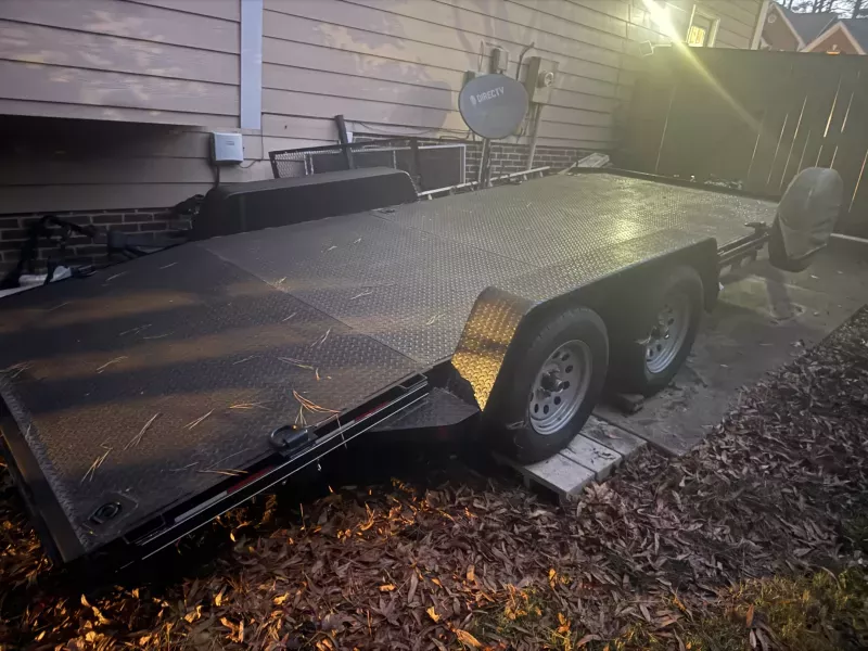 used Equipment / Flatbed Trailers Kaufman Trailers  for sale, in Cary, NC Thumbnail 2