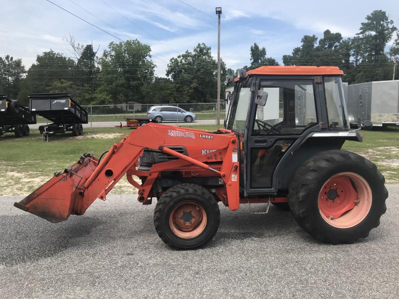1998 Kubota LA4200 Tractor 1998 Kubota LA4200 Tractor