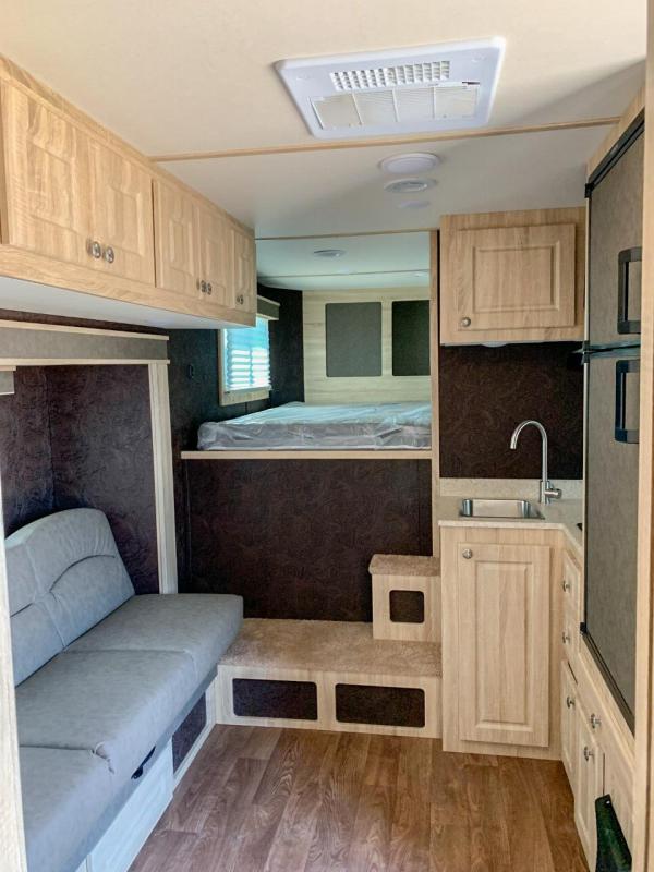 new Horse Trailers Shadow Trailers  for sale, in Sweetwater, TN Thumbnail 9