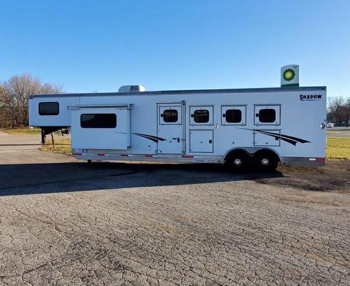 2014 Shadow Trailer World Select-80276E-4SL-GN-E-106LQ Horse Trailer 2014 Shadow Trailer World Select-80276E-4SL-GN-E-106LQ Horse Trailer