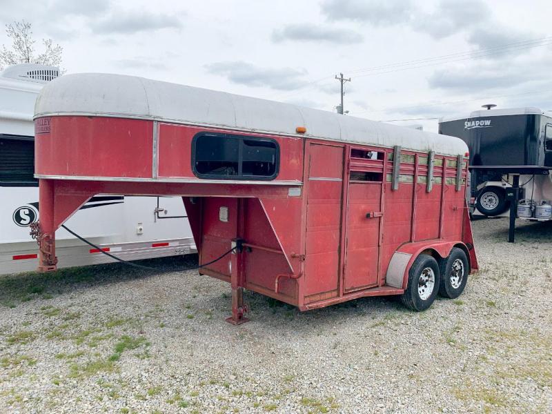 1988 Big Valley 2 Horse Gooseneck 1988 Big Valley 2 Horse Gooseneck