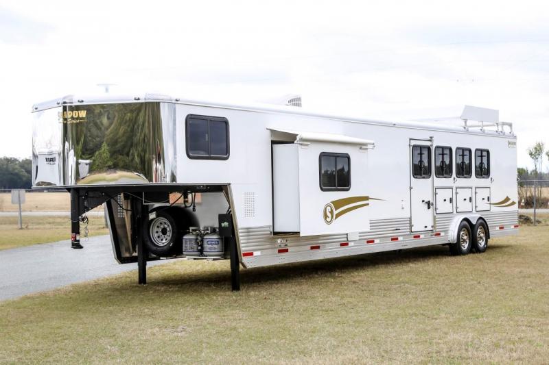 2021 Shadow Trailers 80349E-4SL-GN-E-16'6LQ Horse Trailer 2021 Shadow Trailers 80349E-4SL-GN-E-16'6LQ Horse Trailer