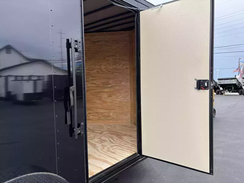 new Cargo (Enclosed) Trailers Diamond Cargo  for sale, in Middletown, OH Thumbnail 13