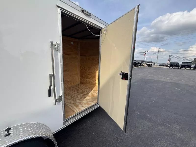 new Cargo (Enclosed) Trailers Diamond Cargo  for sale, in Middletown, OH Thumbnail 26