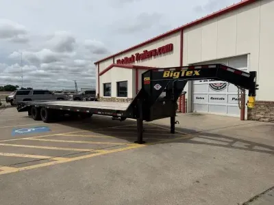 2026 Big Tex Trailers 25GN - 25' + 5' W/ Mega Ramps 