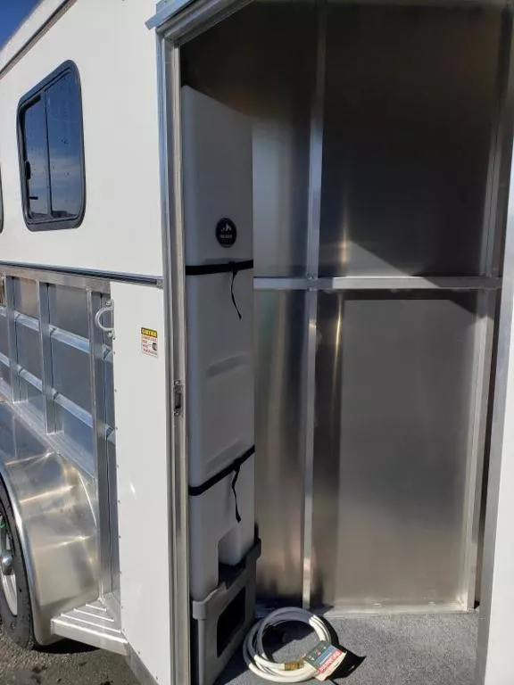 new Horse Trailers Maverick Trailers  for sale, in Acton, CA Thumbnail 8