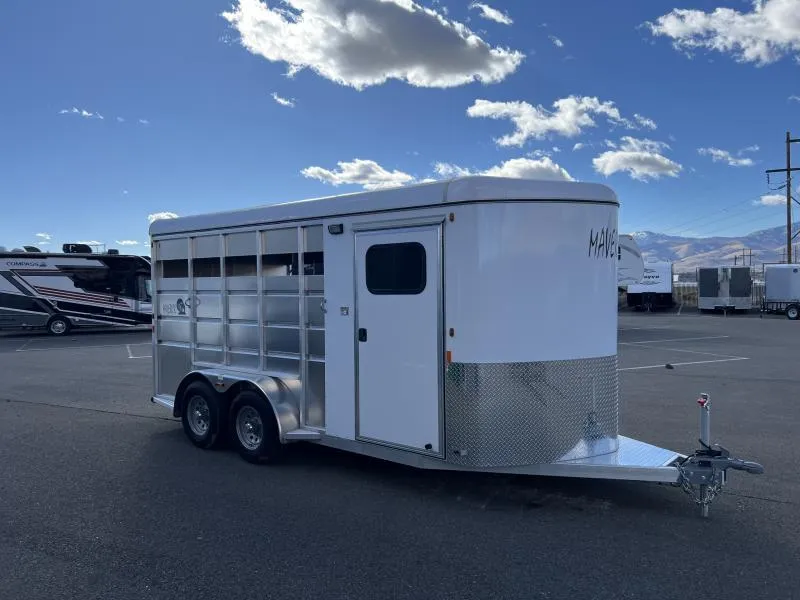 2023 Mavlite 3 Horse Trailer