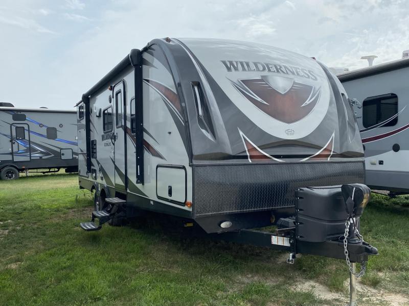 2019 Heartland Wilderness 2475 BH Travel Trailer RV 2019 Heartland Wilderness 2475 BH Travel Trailer RV