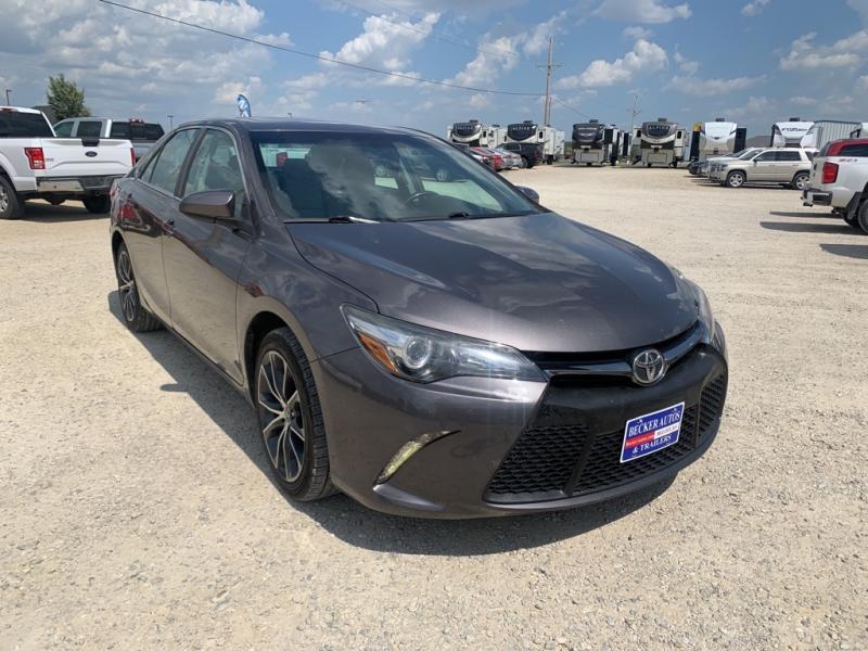 2015 Toyota Camry XSE 2015 Toyota Camry XSE