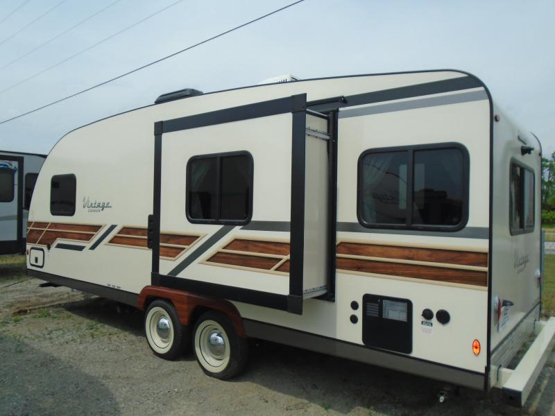 2021 Gulfstream Vintage Cruiser WOODY 23RSS Travel Trailer RV 2021 Gulfstream Vintage Cruiser WOODY 23RSS Travel Trailer RV