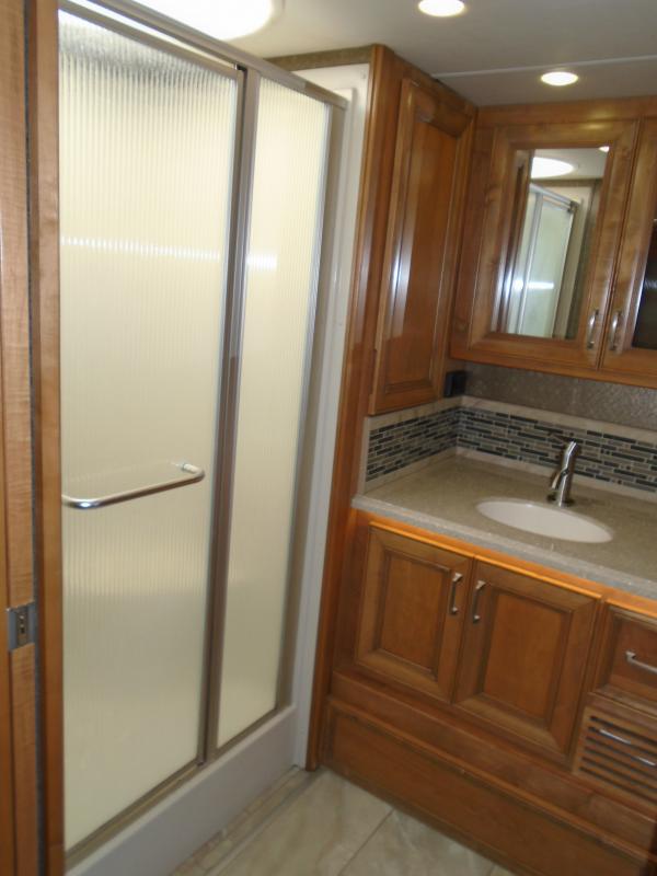 used Camper / RV American Coach Revolution for sale, in Decatur, IN Thumbnail 41