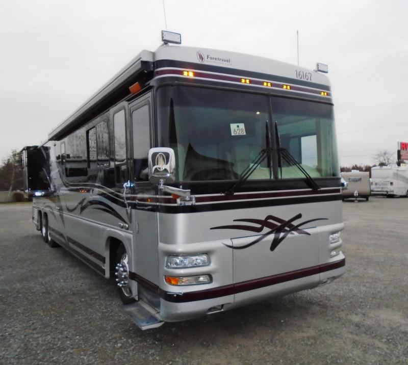 2002 Foretravel Unicoach 4220 U320 Class A RV 42ft. 2002 Foretravel Unicoach 4220 U320 Class A RV 42ft.