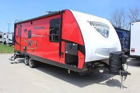 2019 Winnebago Minnie Winnie 2250DS Travel Trailer RV 2019 Winnebago Minnie Winnie 2250DS Travel Trailer RV