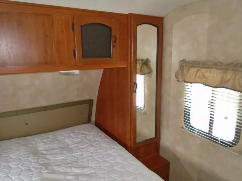 used Travel Trailers Coachmen Freedom Express for sale, in Decatur, IN Thumbnail 19