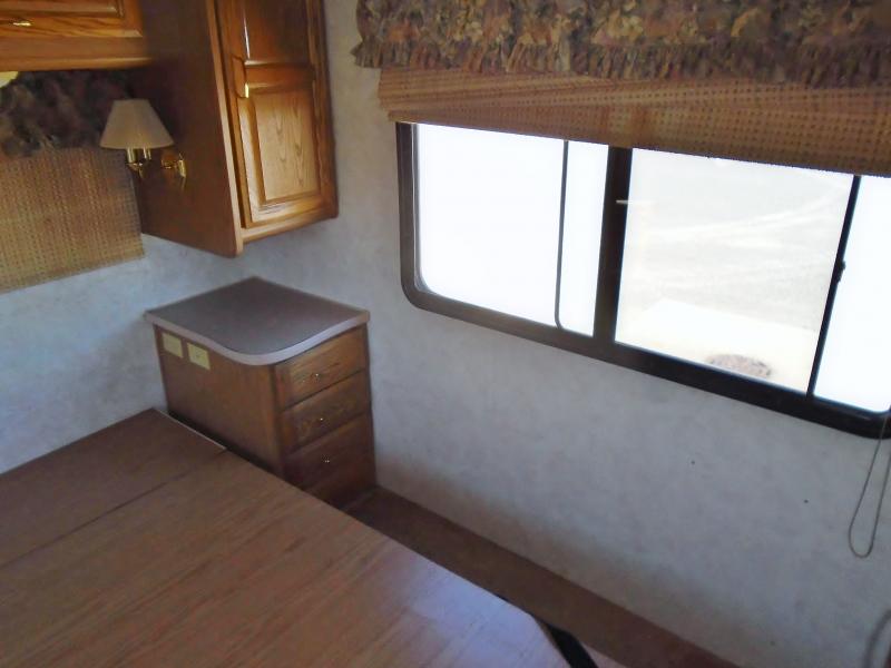 used Camper / RV Fleetwood RV Bounder for sale, in Decatur, IN Thumbnail 14