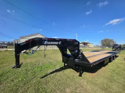 2026 Diamond C FMAX210 HDT 