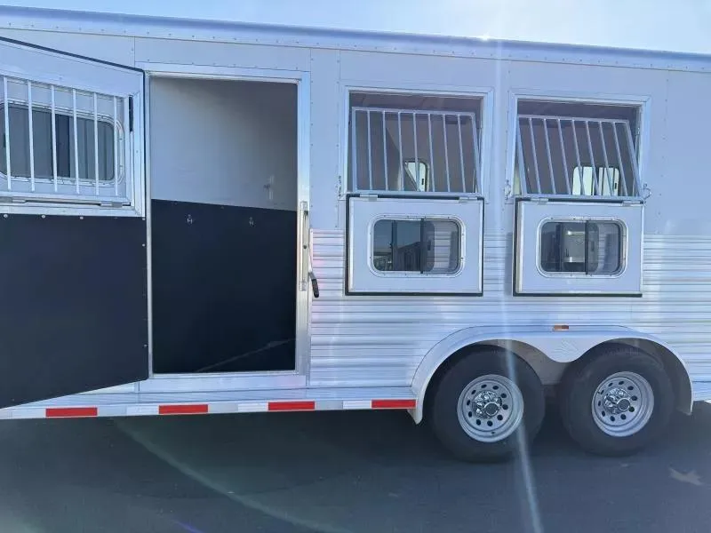 used Horse Trailers Sooner  for sale, in Galt, CA Thumbnail 20