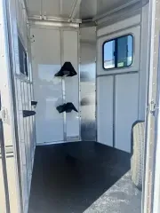 used Horse Trailers Sundowner Trailers  for sale, in Galt, CA Thumbnail 4