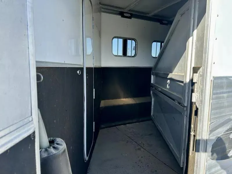 used Horse Trailers Exiss Trailers  for sale, in Galt, CA Thumbnail 44
