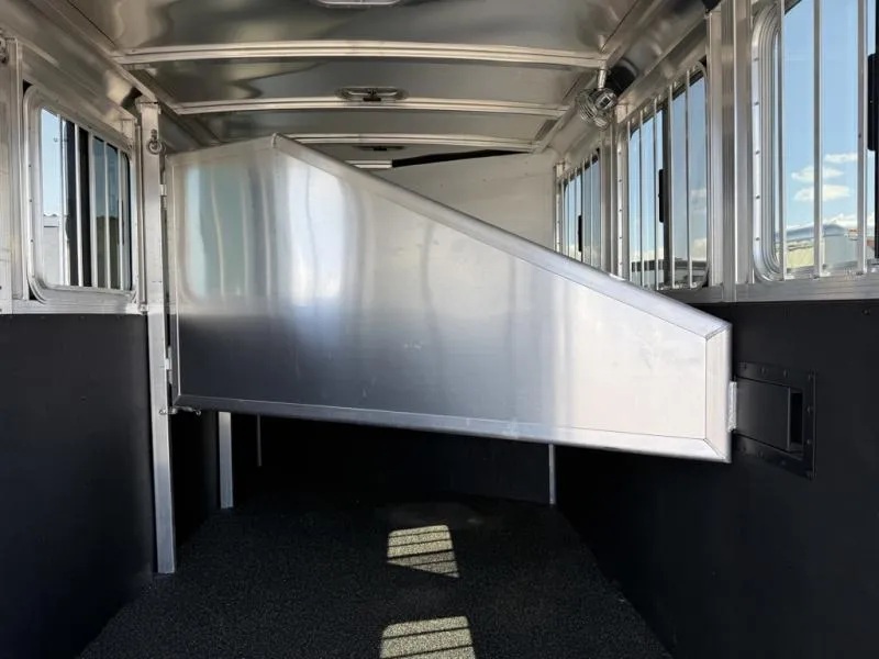 used Horse Trailers Exiss Trailers  for sale, in Galt, CA Thumbnail 48