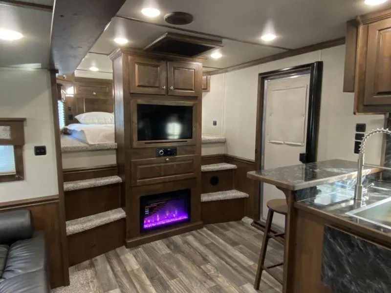 new Horse Trailers Merhow Trailers  for sale, in Galt, CA Thumbnail 3