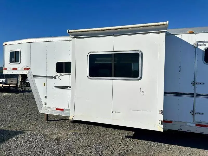 used Horse Trailers Exiss Trailers  for sale, in Galt, CA Thumbnail 45