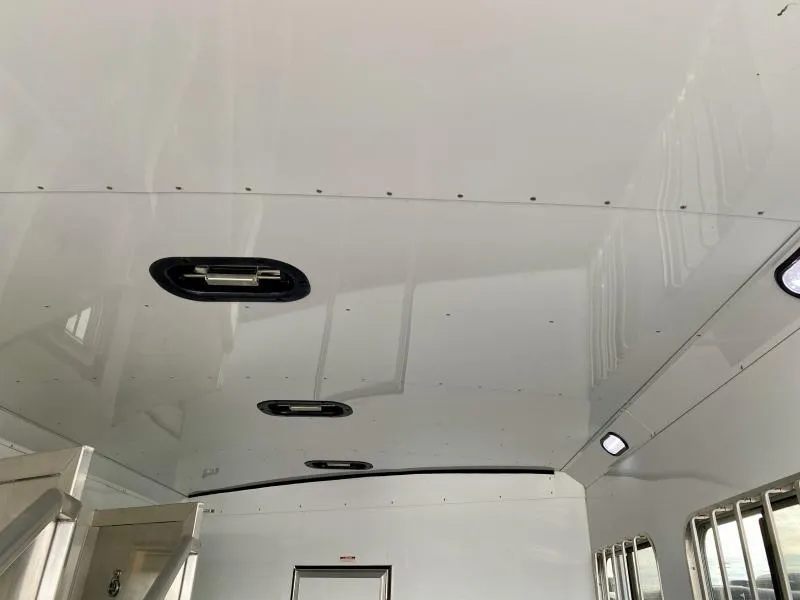 used Horse Trailers Exiss Trailers  for sale, in Galt, CA Thumbnail 30