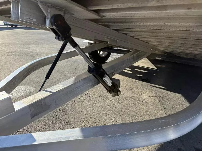 used Utility Trailers Aluma  for sale, in Galt, CA Thumbnail 9