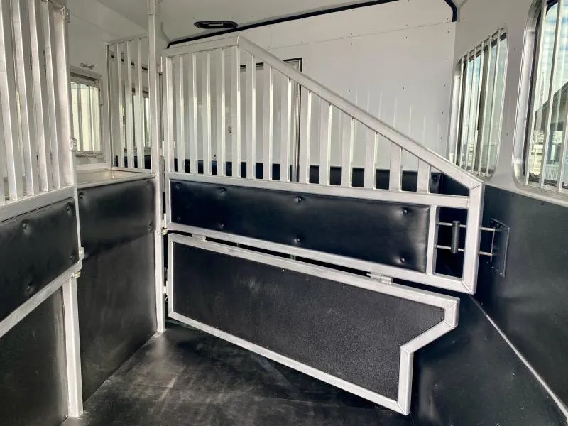 new Horse Trailers Merhow Trailers  for sale, in Galt, CA Thumbnail 24