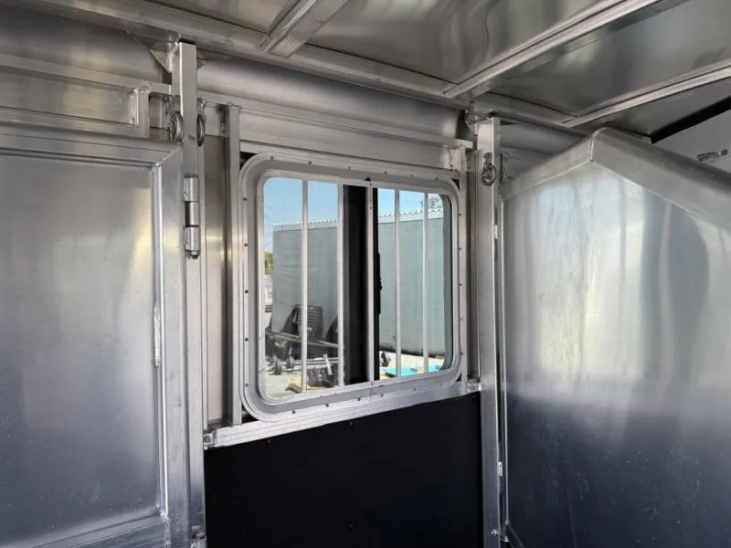 used Horse Trailers Exiss Trailers  for sale, in Galt, CA Thumbnail 64